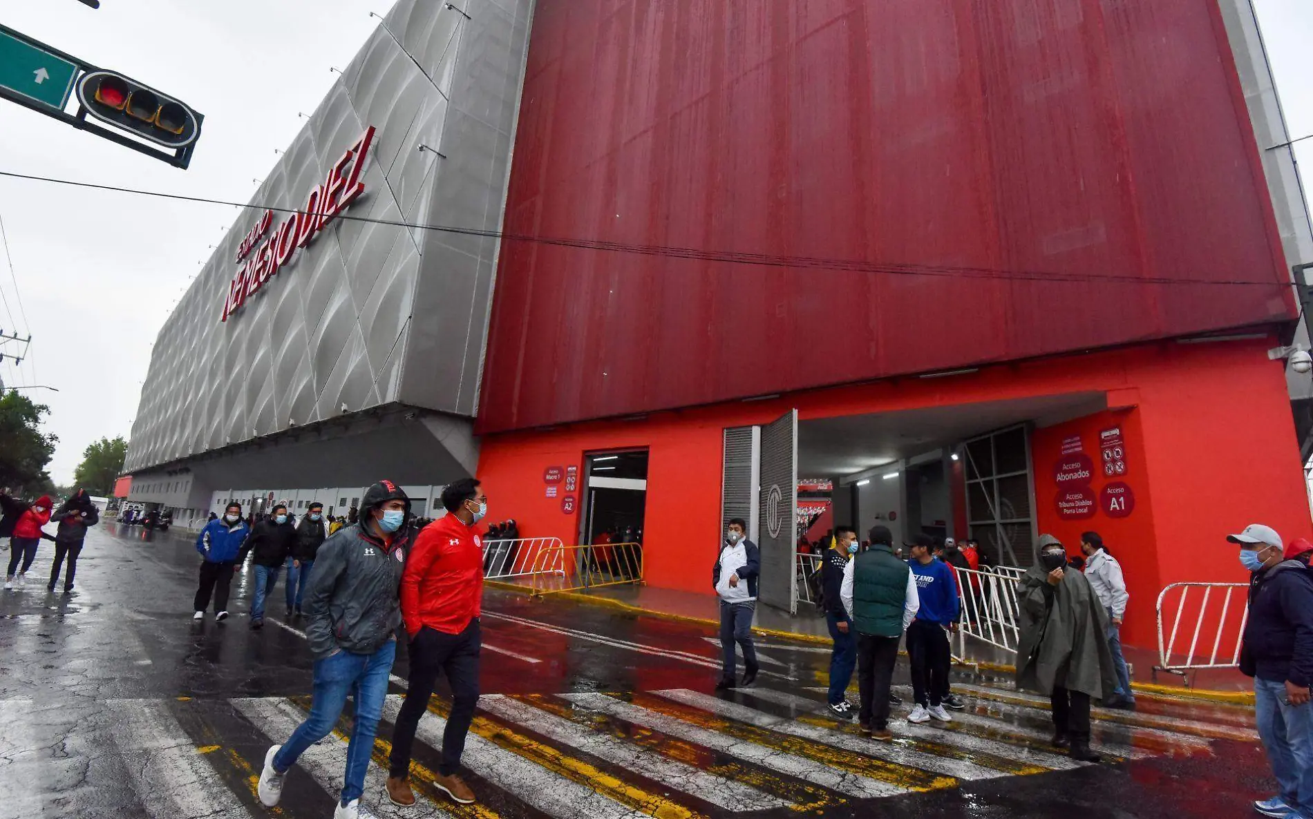 estadio nemesio diez